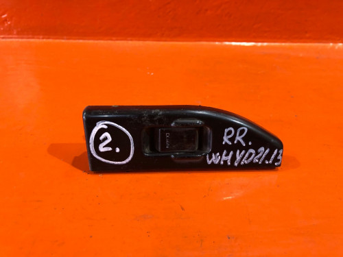 Кнопка стеклоподъемника задняя правая NISSAN TERRANO *Y21 2541152S00