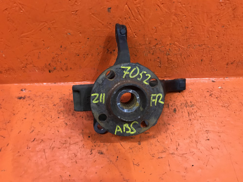 Ступица передняя правая NISSAN CUBE Z11