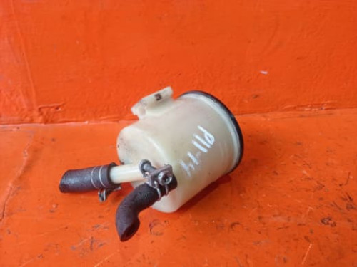 Бачок гидроусилителя руля NISSAN BASSARA U30 491800M000