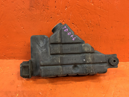 Влагоотделитель SUZUKI ESCUDO TA01/11/31/51/TD01/11/31/51/61 13760-56B01