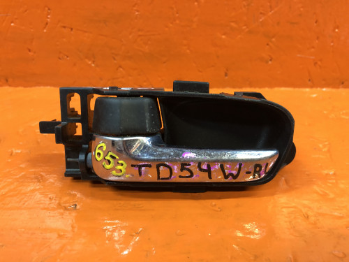 Ручка двери задней левой салонная SUZUKI ESCUDO  TD54/94/TA54