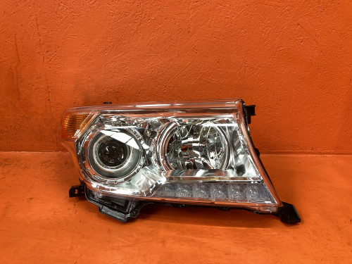 Фара передняя правая TOYOTA LAND CRUISER 200 2008- NLC1112