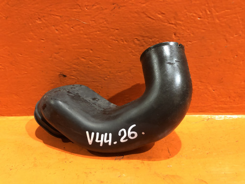 Воздухозаборник MITSUBISHI PAJERO 1991-1996 MD165106