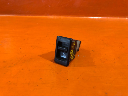 Кнопка открывания багажника NISSAN CUBE Z10 253802U500