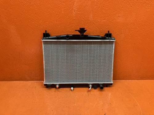 Радиатор двигателя MAZDA 2 2008- LG-ZJ38-15-200