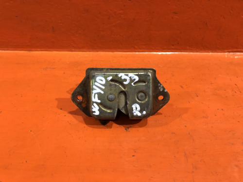 Замок пятой двери NISSAN WINGROAD Y10 90502-4H100