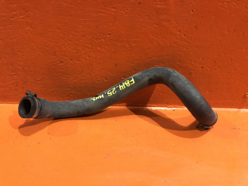 Патрубок радиатора NISSAN ALMERA (N15) 1995-2000 215030M001