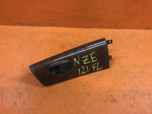 Кнопка стеклоподъемника передняя левая TOYOTA COROLLA/FIELDER *E12*