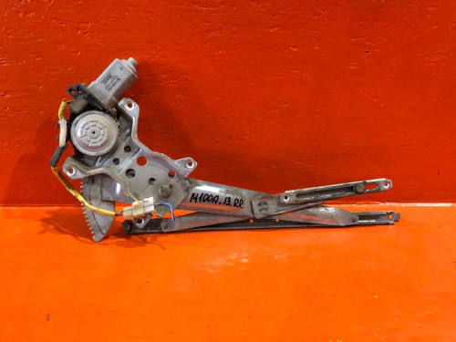 Стеклоподъемник задний правый TOYOTA DUET