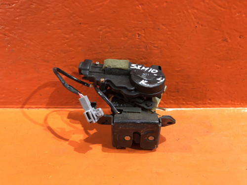 Замок пятой двери TOYOTA IPSUM CXM10G|SXM10G|SXM15G 69350-0W010