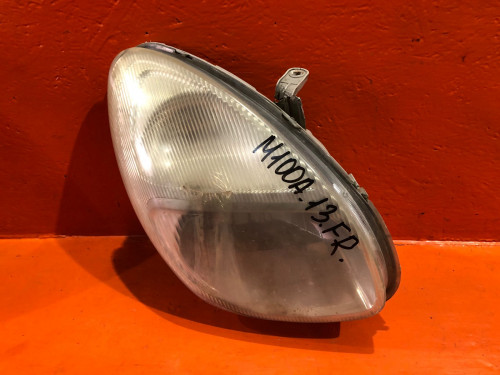 Фара передняя правая TOYOTA DUET