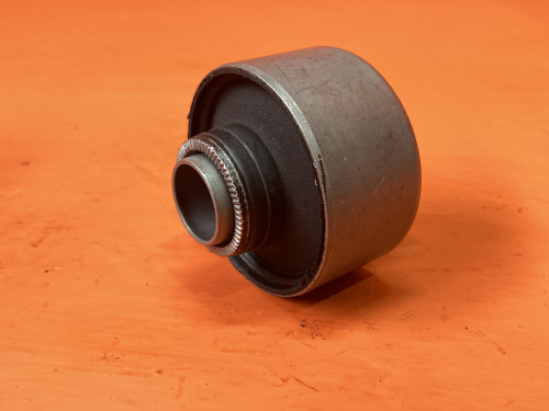 Сайлентблок переднего рычага TOYOTA GAIA NRT1018