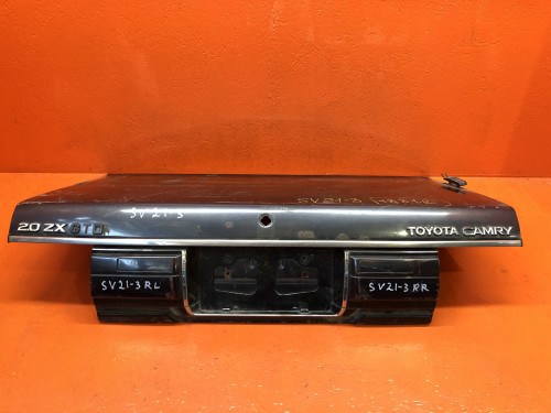 Крышка багажника TOYOTA CAMRY SV2*