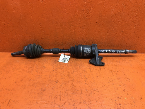 Привод передний правый NISSAN BLUEBIRD U14