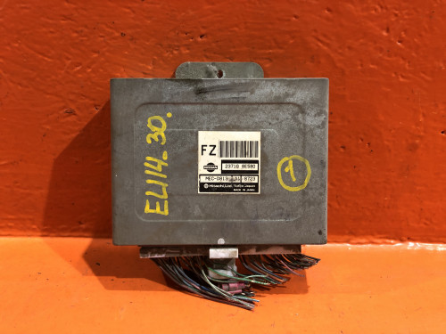 Компьютер двигателя NISSAN BLUEBIRD U14 237108E580