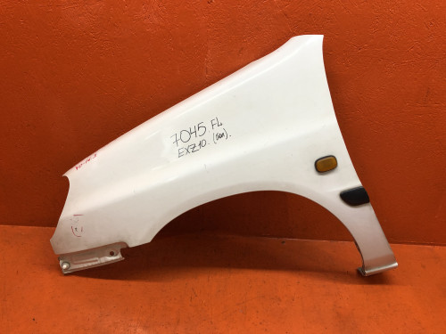 Крыло переднее левое TOYOTA RAUM EXZ10/15