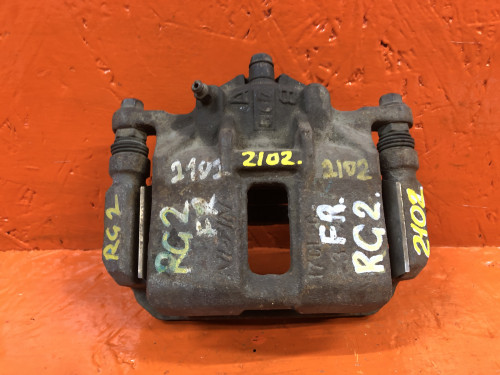 Суппорт тормозной передний правый HONDA STEPWGN RG*