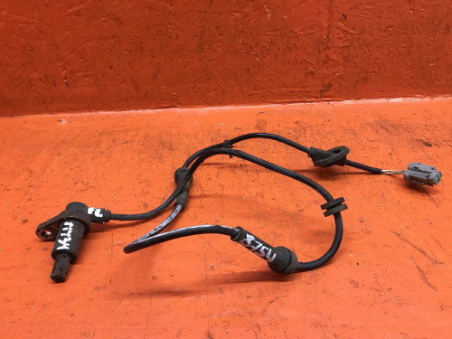 Датчик ABS передний левый NISSAN CEDRIC Y34