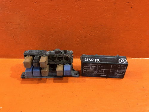Блок предохранителей подкапотный NISSAN PRESAGE *U30 24380-AD000