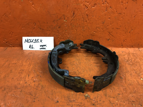 Колодки тормозные задние барабанные TOYOTA HARRIER *U3*