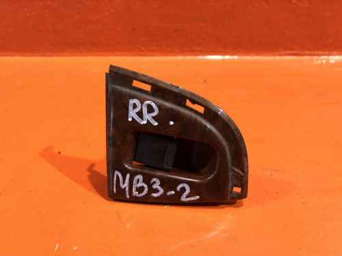 Кнопка стеклоподъемника задняя правая HONDA DOMANI MB* 35760-S04-003ZC