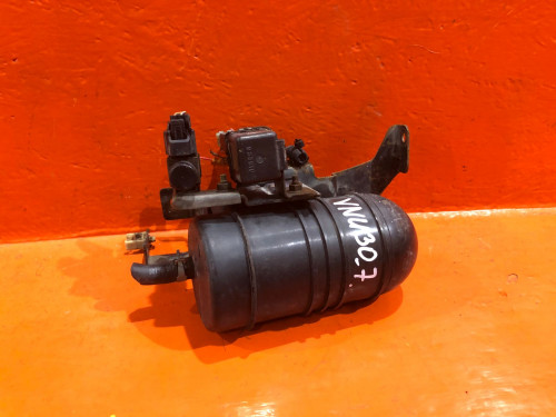 Вакуумный ресивер NISSAN BASSARA U30 47110AD000