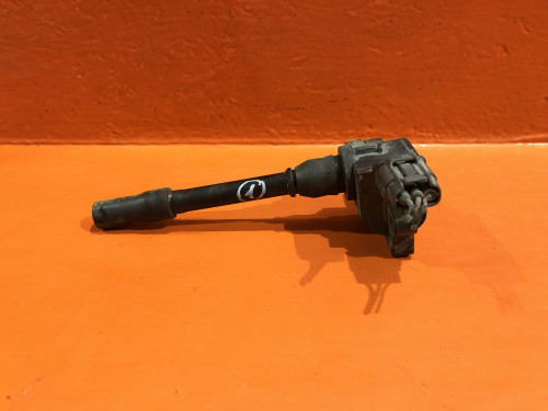 Катушка зажигания MITSUBISHI RVR N6*/N7* MD353882