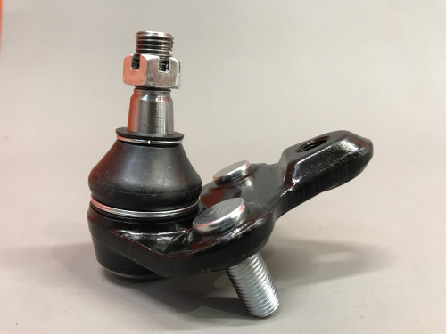 Шаровая опора передняя TOYOTA COROLLA *E10* DB35129