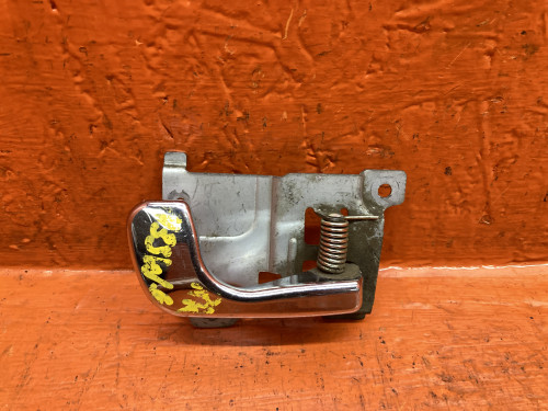 Ручка двери задней правой салонная MITSUBISHI PAJERO V1*/V2*/V3*/V4*