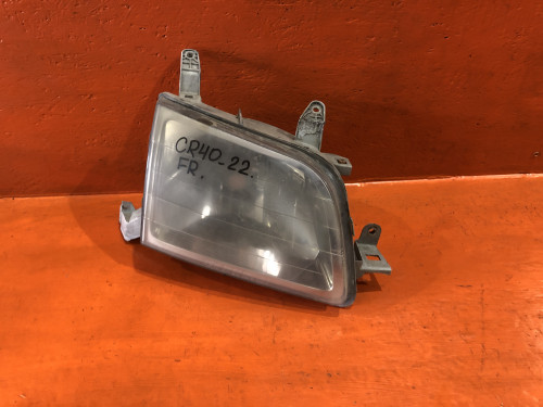 Фара передняя правая TOYOTA LITE ACE NOAH *R4*/*R5* 81130-28230