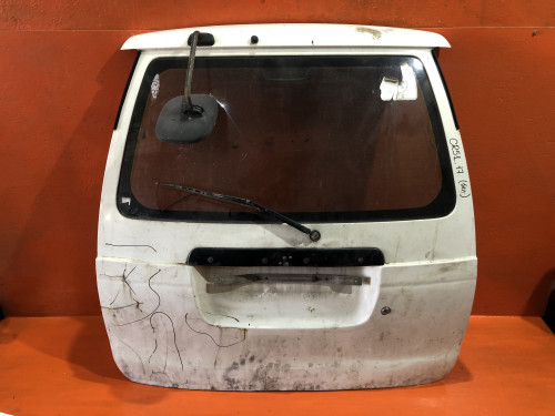 Дверь пятая / дверь задняя TOYOTA LITE ACE NOAH *R4*/*R5* 67005-2R270