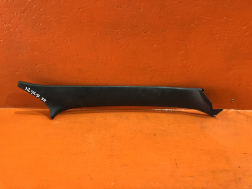 Накладка передней правой стойки кузова TOYOTA CORSA/TERCEL/COROLLA II *L4* 62211-16070-01