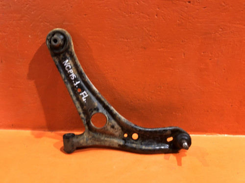 Рычаг передний левый TOYOTA FUNCARGO 48069-59035