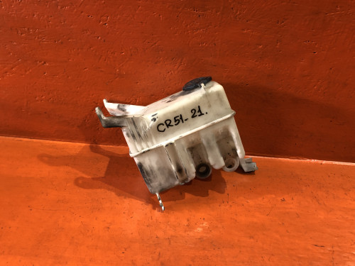 Бачок омывателя TOYOTA LITE ACE NOAH *R4*/*R5* 85315-28140