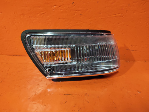 Габарит правый TOYOTA CARIB AE95G NLC5054