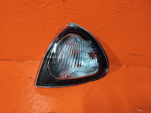 Габарит левый TOYOTA AVENSIS 1997-2003  NLC5001
