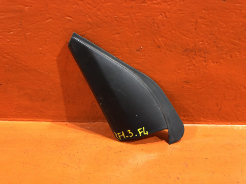 Уголок двери HONDA STEPWGN RF1/2 76270-S47-003ZA