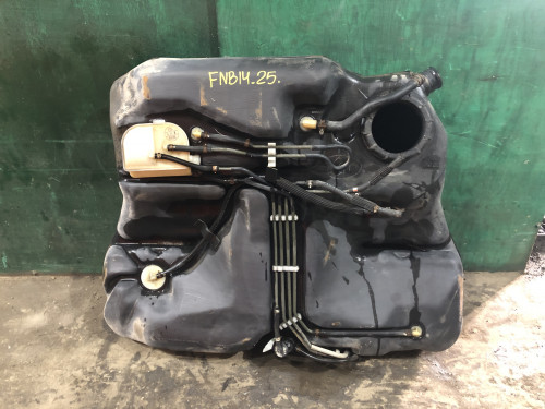 Бак топливный/бензобак NISSAN PULSAR *N15 172021M000