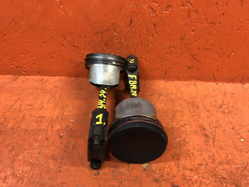 Поршень с шатуном NISSAN SUNNY *B14