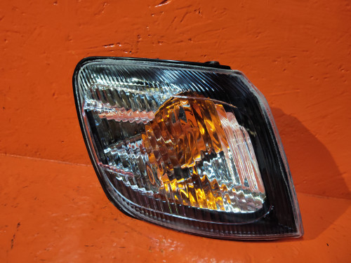 Габарит правый TOYOTA IPSUM CXM10G|SXM10G|SXM15G NLC5042