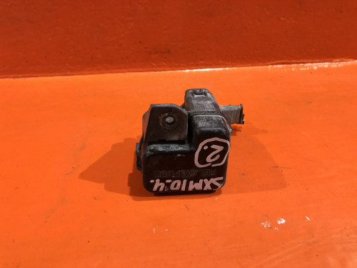 Блок предохранителей подкапотный TOYOTA IPSUM CXM10G|SXM10G|SXM15G 82743-44010