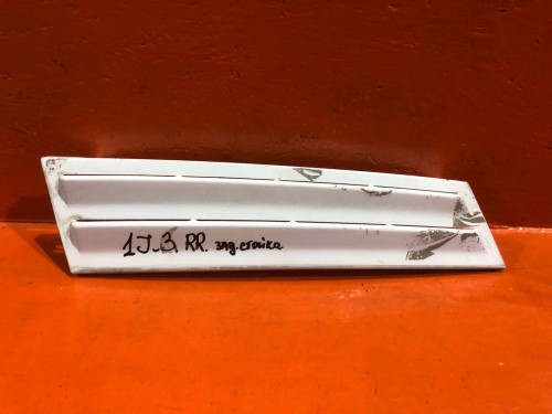 Накладка на стойку кузова правая JEEP GRAND CHEROKEE 1992-1999