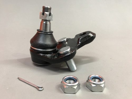 Шаровая опора передняя TOYOTA COROLLA *E10* DB35129