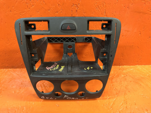 Рамка магнитофона FORD FUSION CBK 2002-