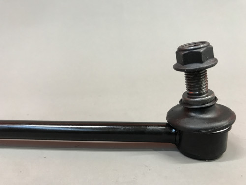 Тяга стабилизатора передняя AUDI A3 2012-2020 DB78001