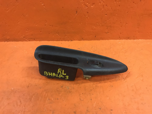 Кнопка стеклоподъемника задняя левая MAZDA FAMILIA BHA*