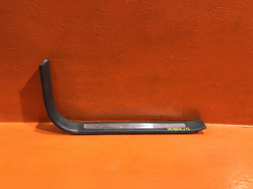 Накладка SUBARU TRIBECA 2007-2014 94060XA26BMW