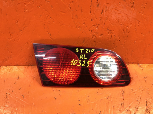 Вставка багажника левая  TOYOTA CALDINA *T21* 21-43