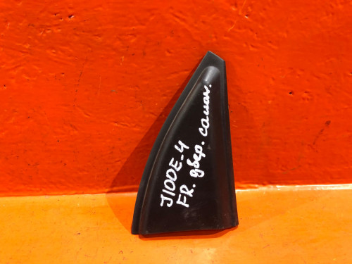 Уголок двери TOYOTA CAMI 67491-87401