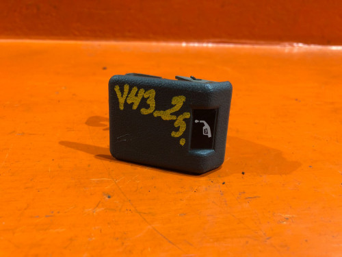 Ручка открывания бензобака MITSUBISHI PAJERO V1*/V2*/V3*/V4* MB793481